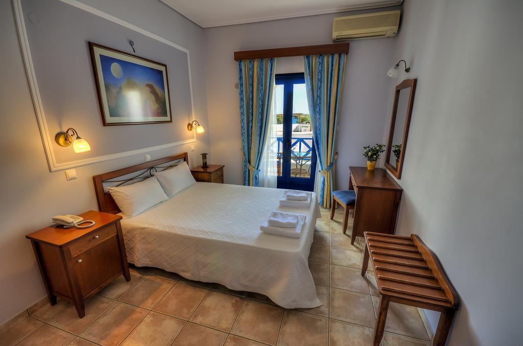 Maltezana Beach Hotel Buitenkant foto